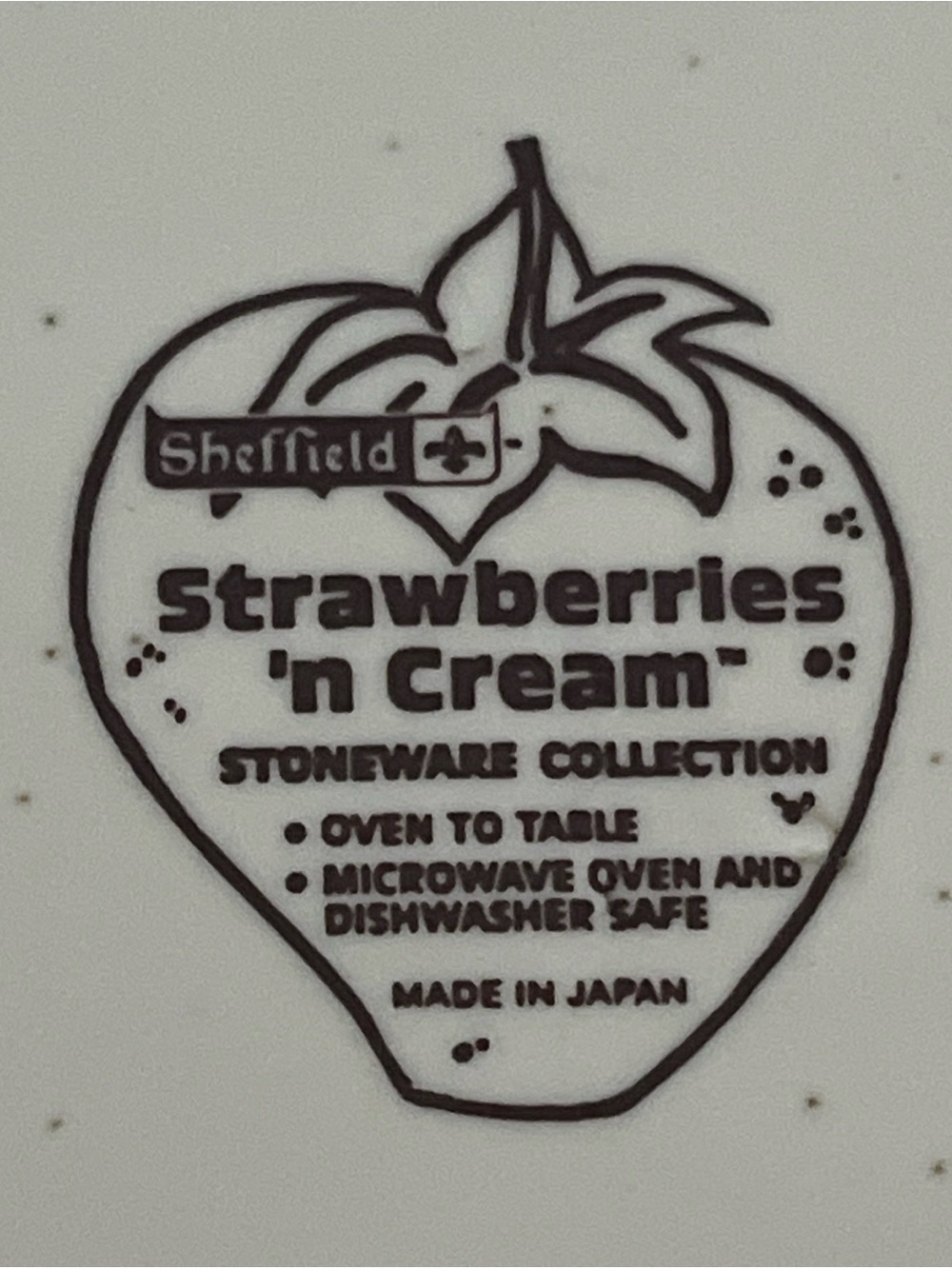 Sheffield Strawberries 'n Cream lidded crock Baking Stoneware Cottagecore granny - Picture 6 of 8